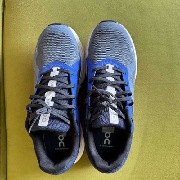 On Running Cloudrunner Men\'s Shoes - Blue and Gray main image 6